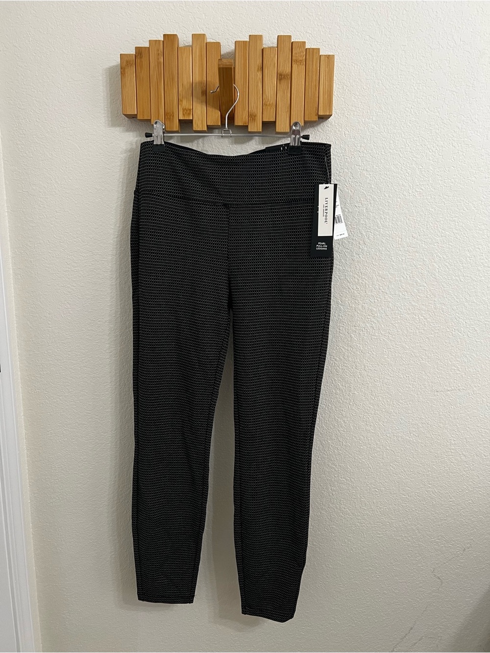 Liverpool Black Leggings with White Micro-Grid